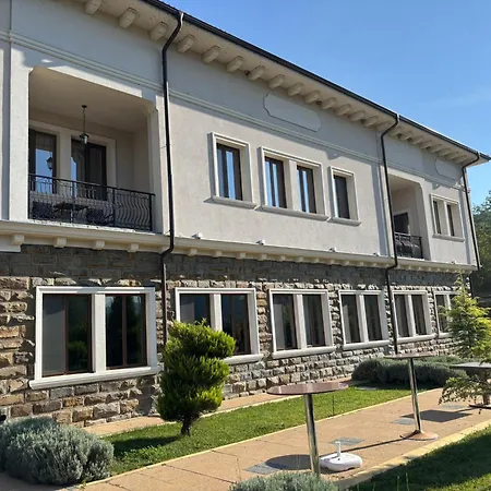 Irina - Хотел *